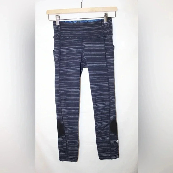 Women’s Lululemon Pace Rival Crop Leggings 22" Size 2 - Picture 1 of 12